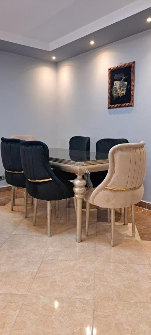 Apartment 160m2 In *